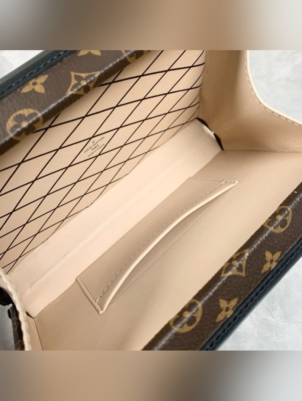 Louis Vuitton Monogram Petite Malle Trunk Style.0 - Picture 7 of 17